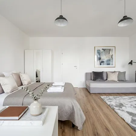 Golden - Stylish & Sunny - Pereca Residence, Center Apartman *