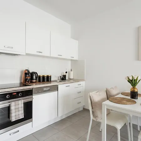 Apartman Golden - Stylish & Sunny - Pereca Residence, Center