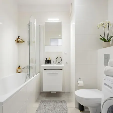 Apartman Golden - Stylish & Sunny - Pereca Residence, Center *