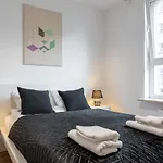 Appartamento Golden - Stylish & Sunny - Pereca Residence, Center