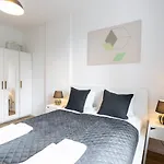 Golden - Stylish & Sunny - Pereca Residence, Center *