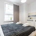 Golden - Stylish & Sunny - Pereca Residence, Center * Varsavia