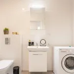 Golden - Stylish & Sunny - Pereca Residence, Center *