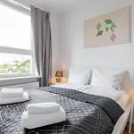 Golden - Stylish & Sunny - Pereca Residence, Center Appartamento