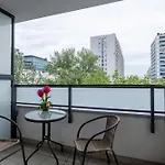Golden - Stylish & Sunny - Pereca Residence, Center Appartamento