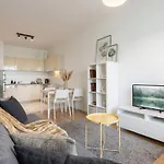 Golden - Stylish & Sunny - Pereca Residence, Center Apartament