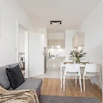 Golden - Stylish & Sunny - Pereca Residence, Center Apartament