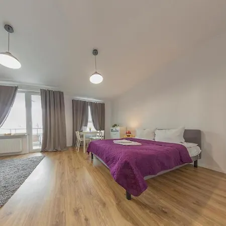 Golden - Stylish & Sunny - Pereca Residence, Center *