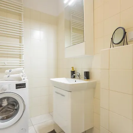 Golden - Stylish & Sunny - Pereca Residence, Center * Varšava