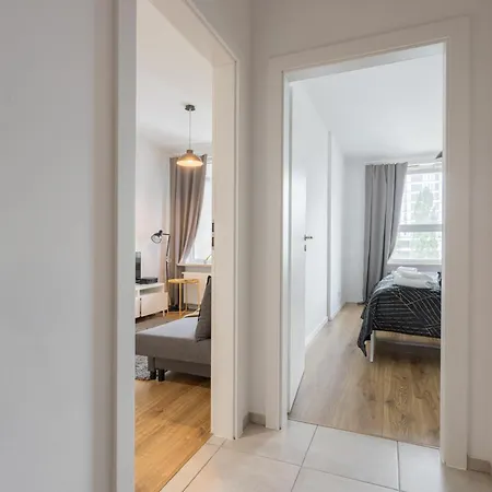 Golden - Stylish & Sunny - Pereca Residence, Center *