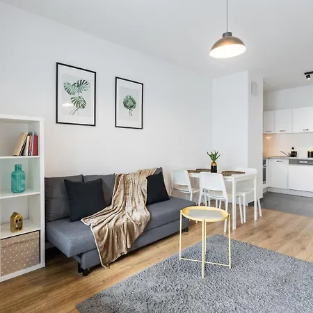 Golden - Stylish & Sunny - Pereca Residence, Center Apartmán *