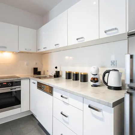 Golden - Stylish & Sunny - Pereca Residence, Center Apartmán Varšava