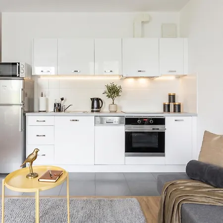 Golden - Stylish & Sunny - Pereca Residence, Center شقة
