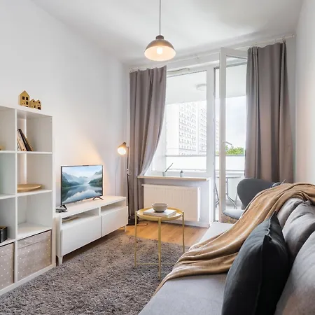 شقة Golden - Stylish & Sunny - Pereca Residence, Center *