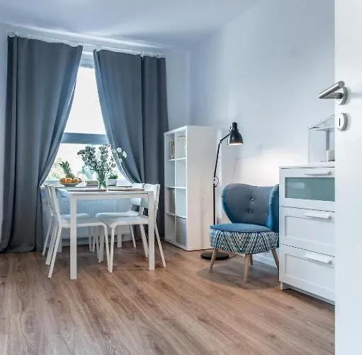 Apartment Golden - Stylish & Sunny - Pereca Residence, Center Warsaw