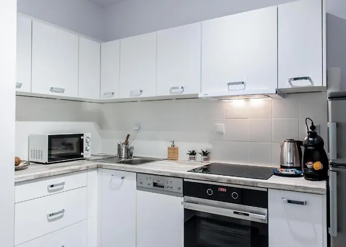 Golden - Stylish & Sunny - Pereca Residence, Center Warsaw