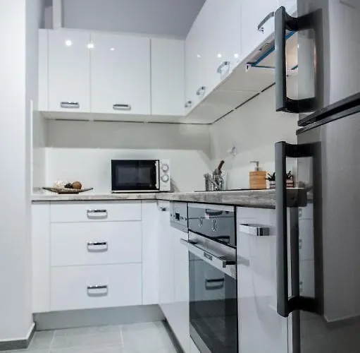 Apartment Golden - Stylish & Sunny - Pereca Residence, Center