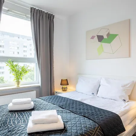 Apartment Golden - Big And Bright Stylish - Center - Pereca