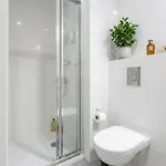 Golden - Stylish & Sunny - Pereca Residence, Center *