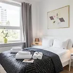 Golden - Stylish & Sunny - Pereca Residence, Center Apartament